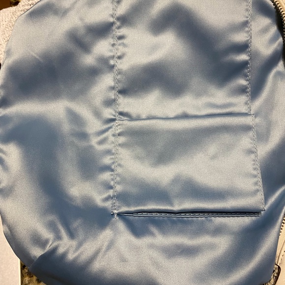 LIKE NEW! COACH Hobo White with Gray Crocodile Embellishments - Picture 12 of 12